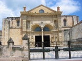 Ingrandisci