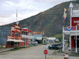 Ingrandisci