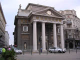 Ingrandisci