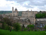 Ingrandisci