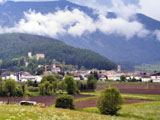 Ingrandisci