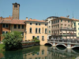 Ingrandisci