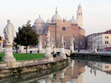 Ingrandisci