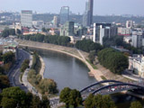 Ingrandisci