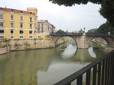 Ingrandisci